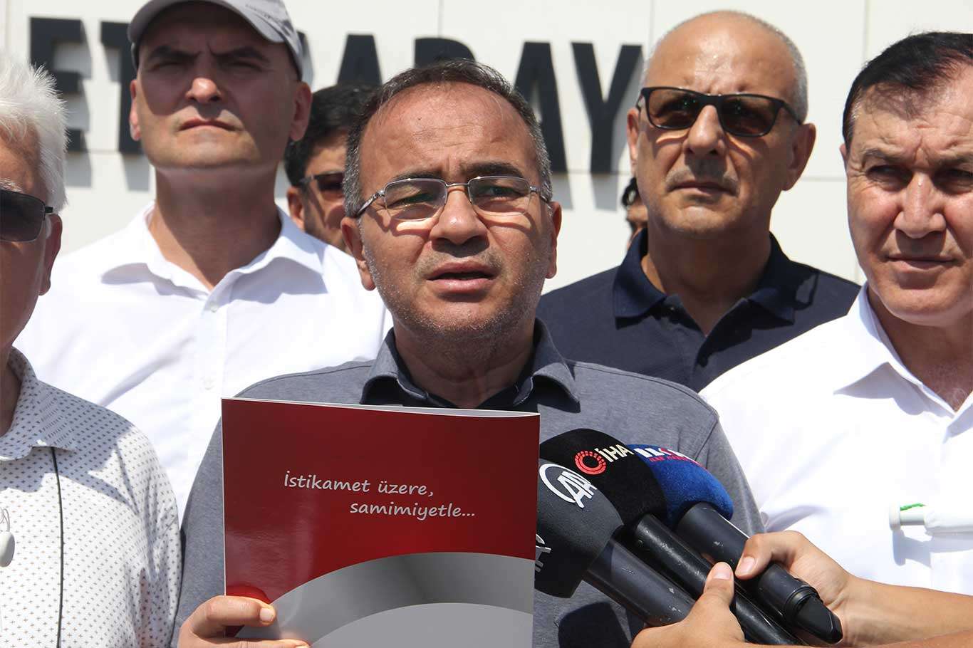 Adana ÖNDER'den sözde sanatçı "Gülşen" hakkında suç duyurusu